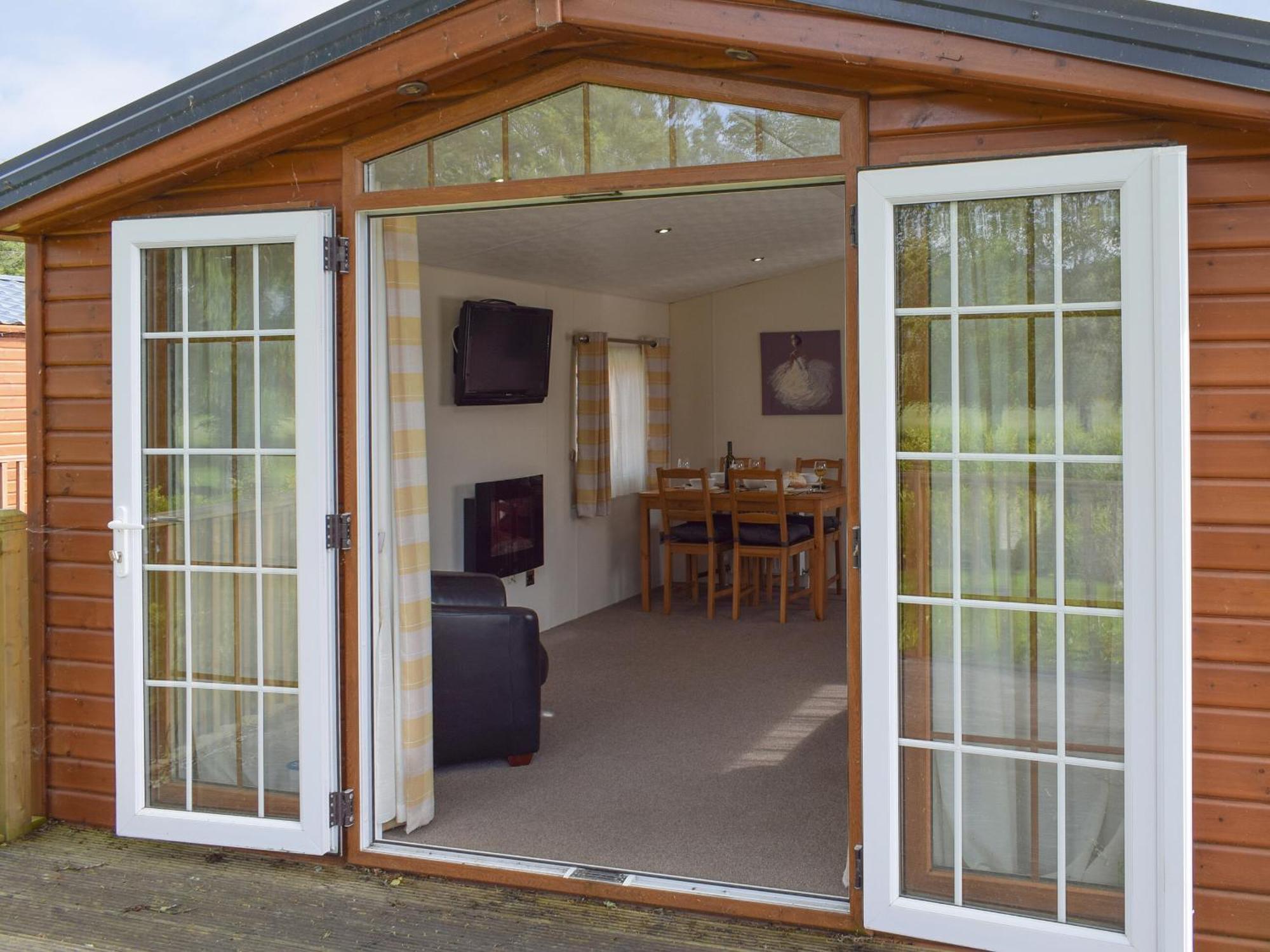 Bridge End Lodge Dollar Exterior photo